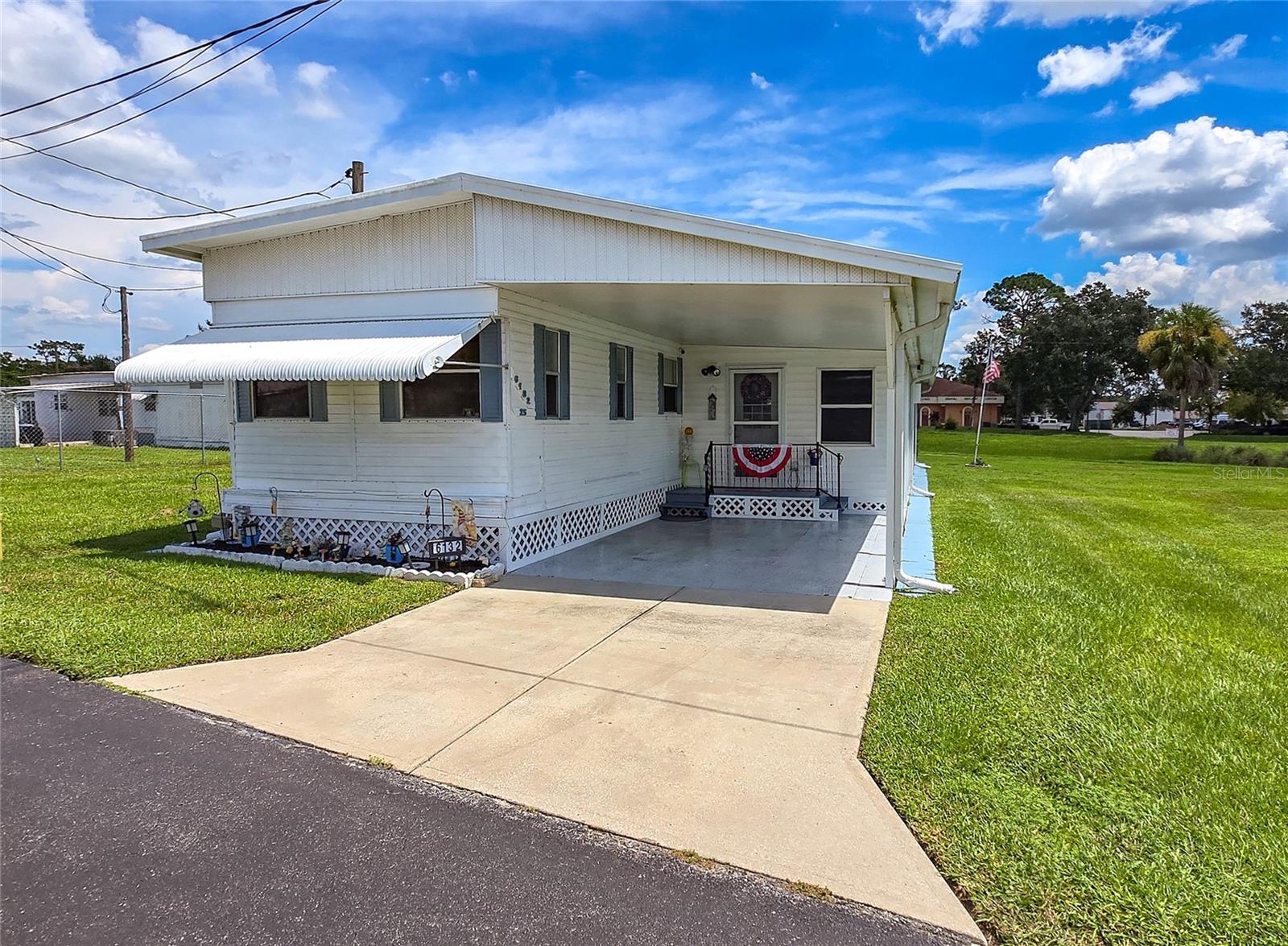 6132 Harriet St Property Photo 1