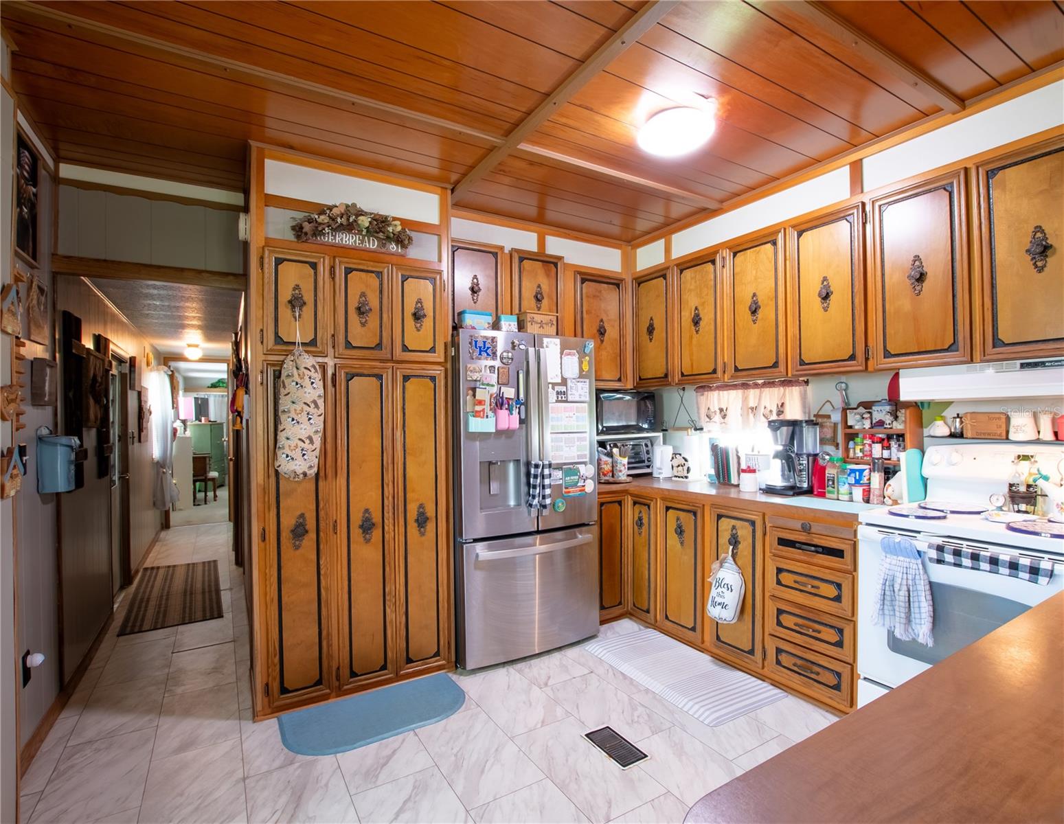 6132 Harriet St Property Photo 16