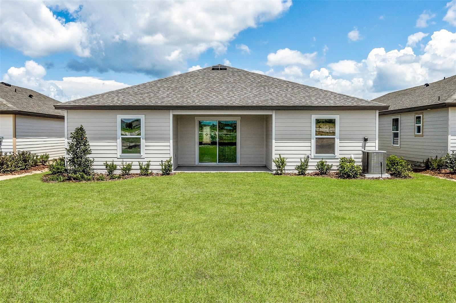 40 Presidential Ln Property Photo 17