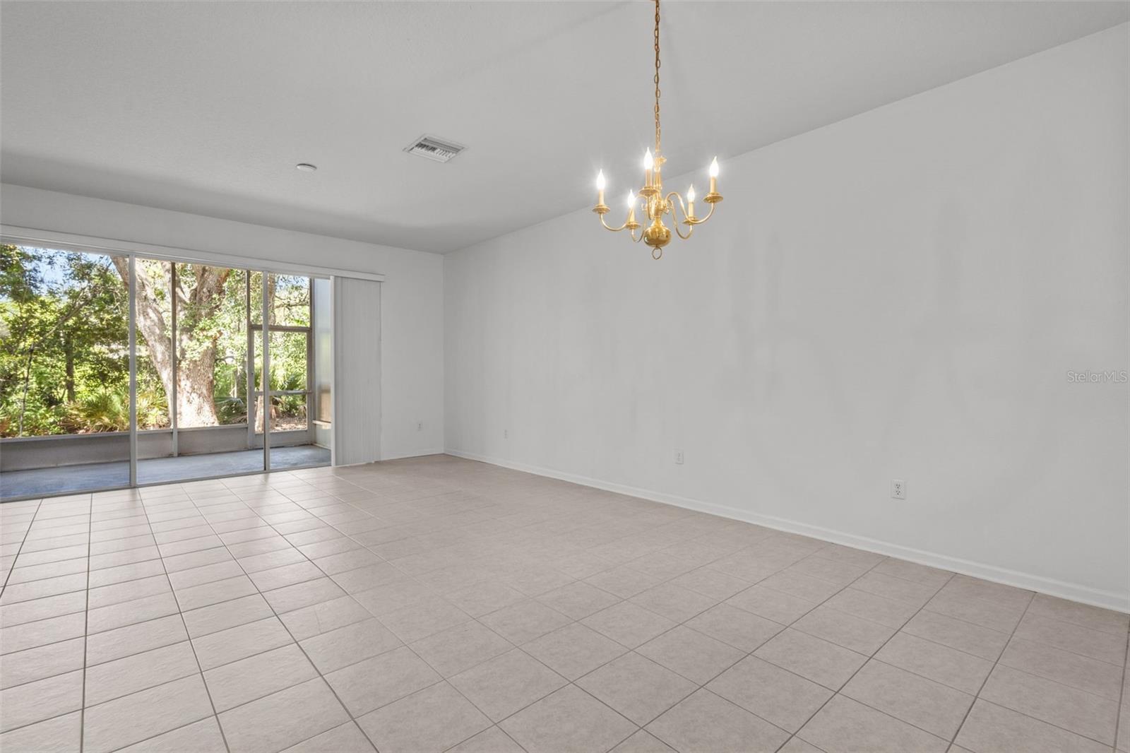 2712 Conch Hollow Dr Property Photo 6