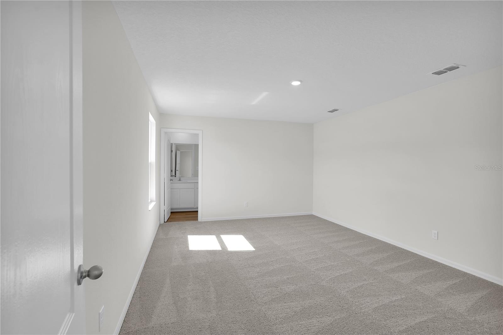 27 Prince Kaarel Ln Property Photo 11