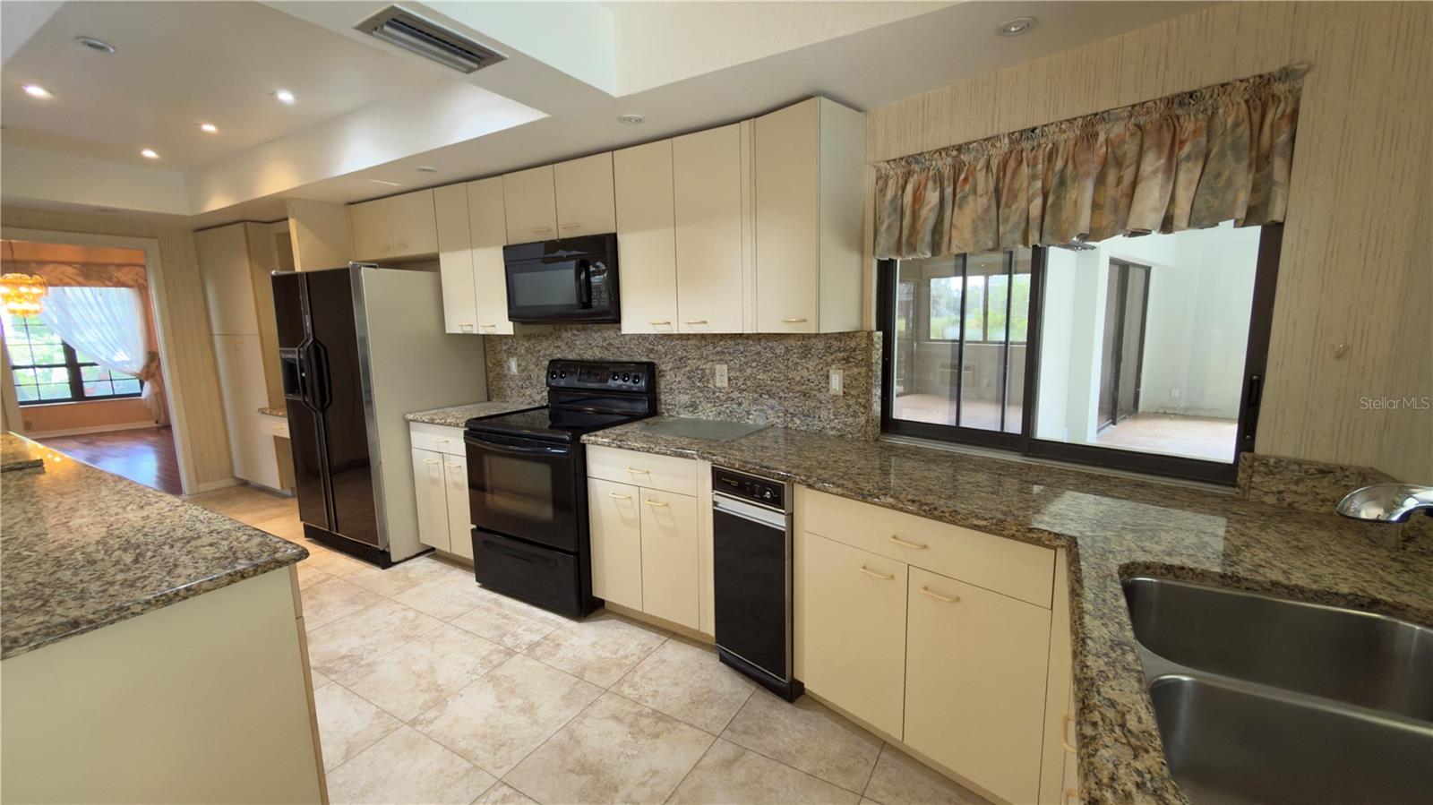 5040 Pinelake Rd Property Photo 24