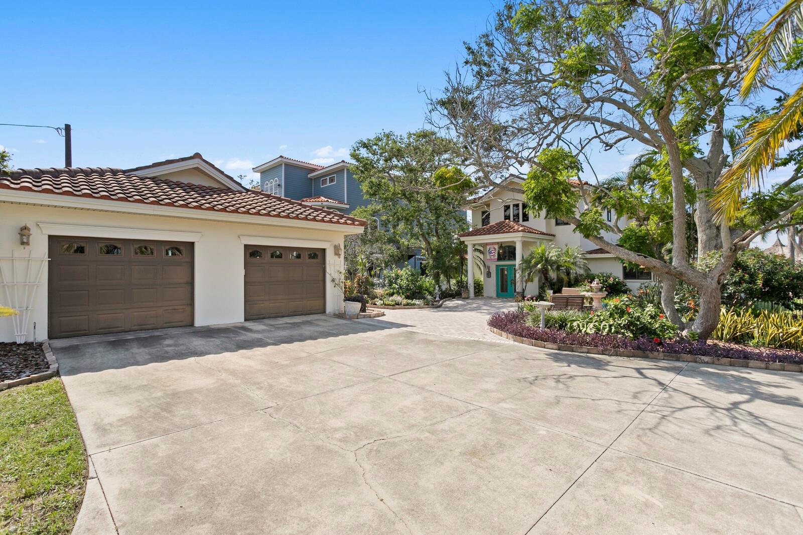 1632 Sea Breeze Dr Property Photo 6