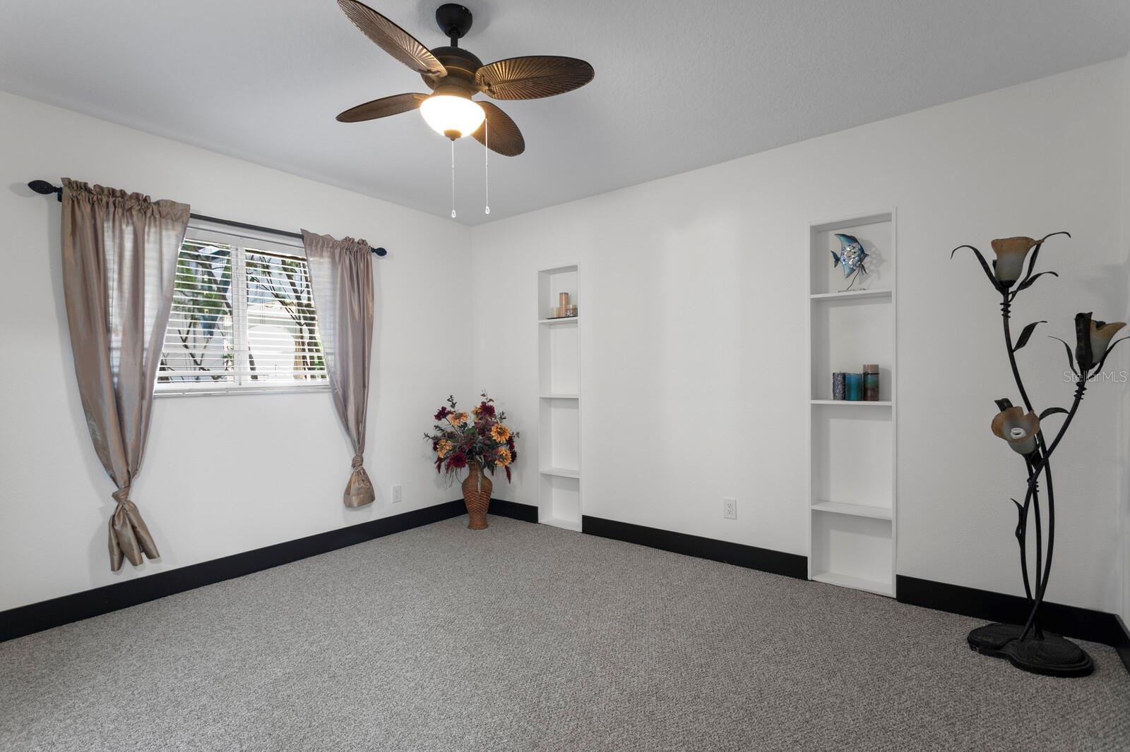 1632 Sea Breeze Dr Property Photo 31