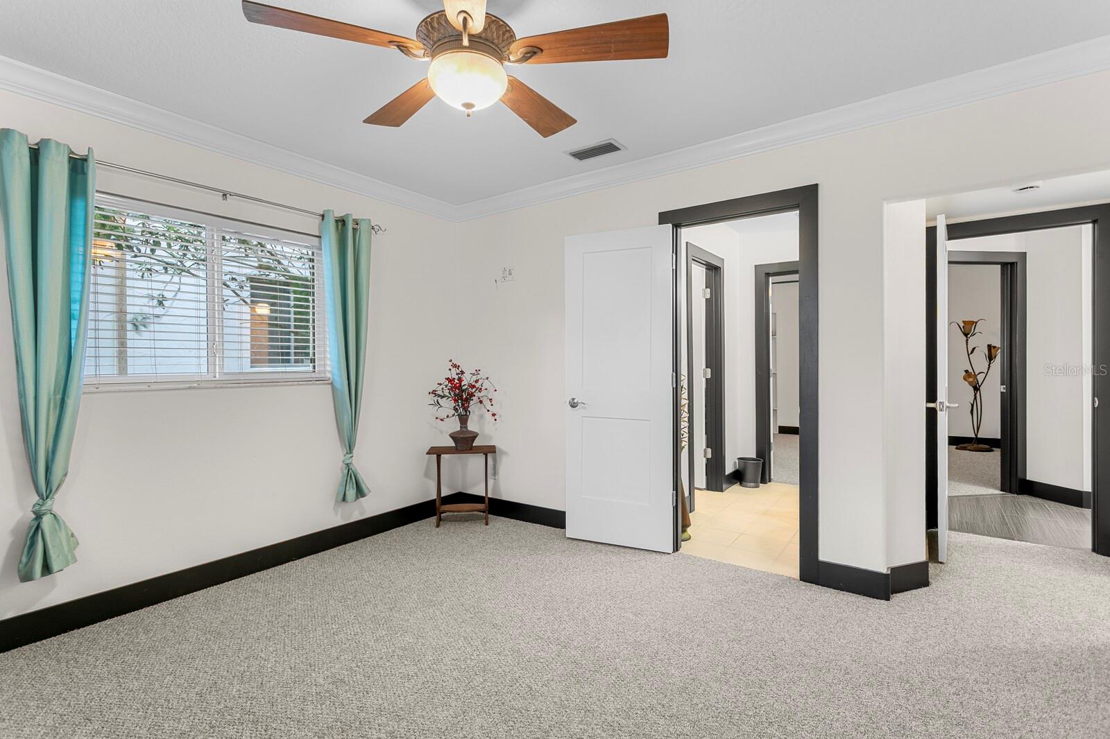 1632 Sea Breeze Dr Property Photo 34