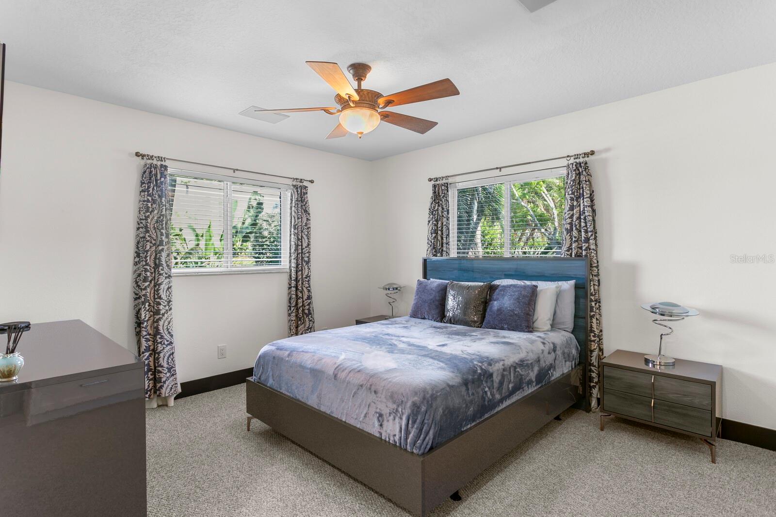1632 Sea Breeze Dr Property Photo 38