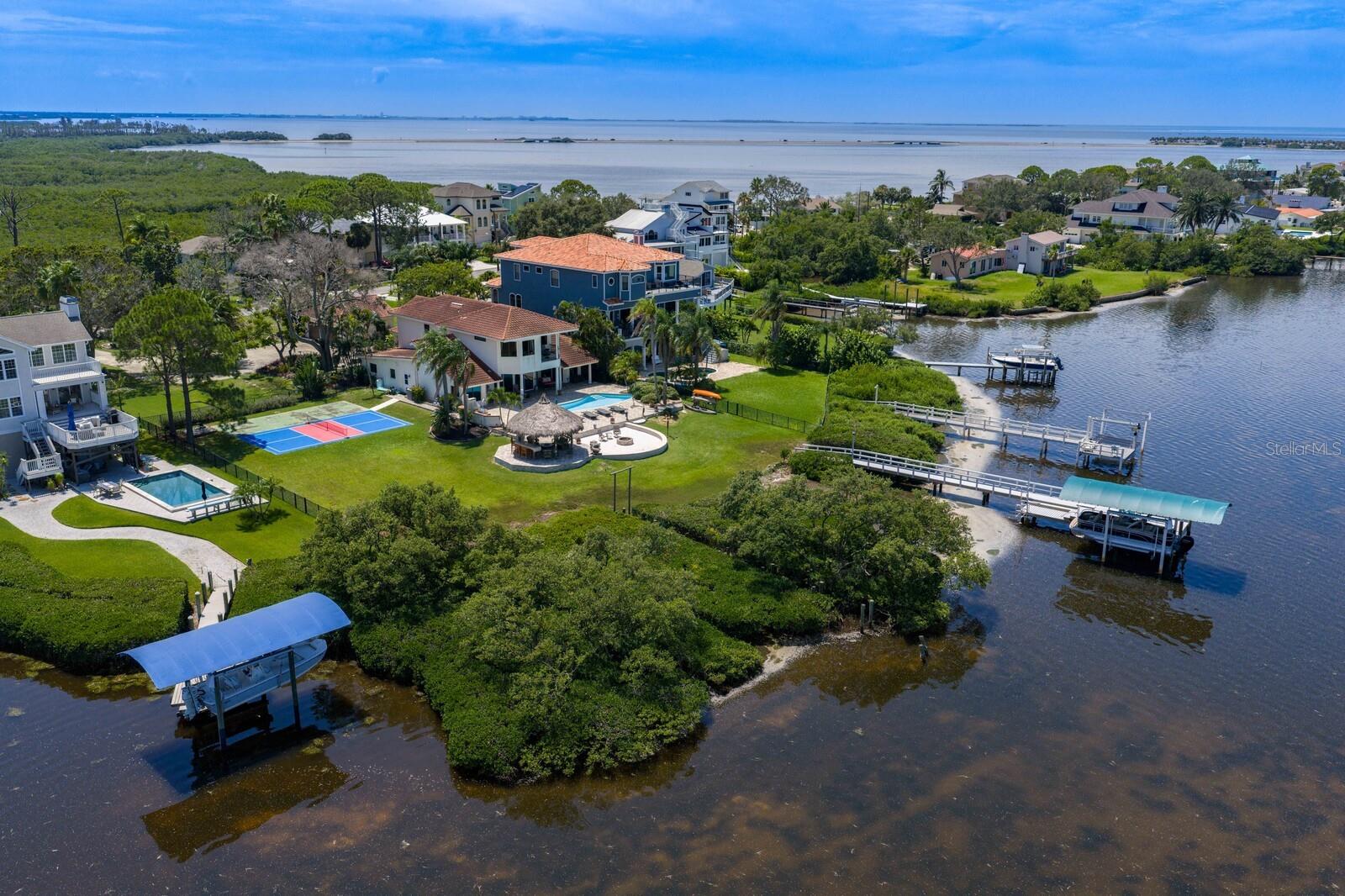 1632 Sea Breeze Dr Property Photo 89