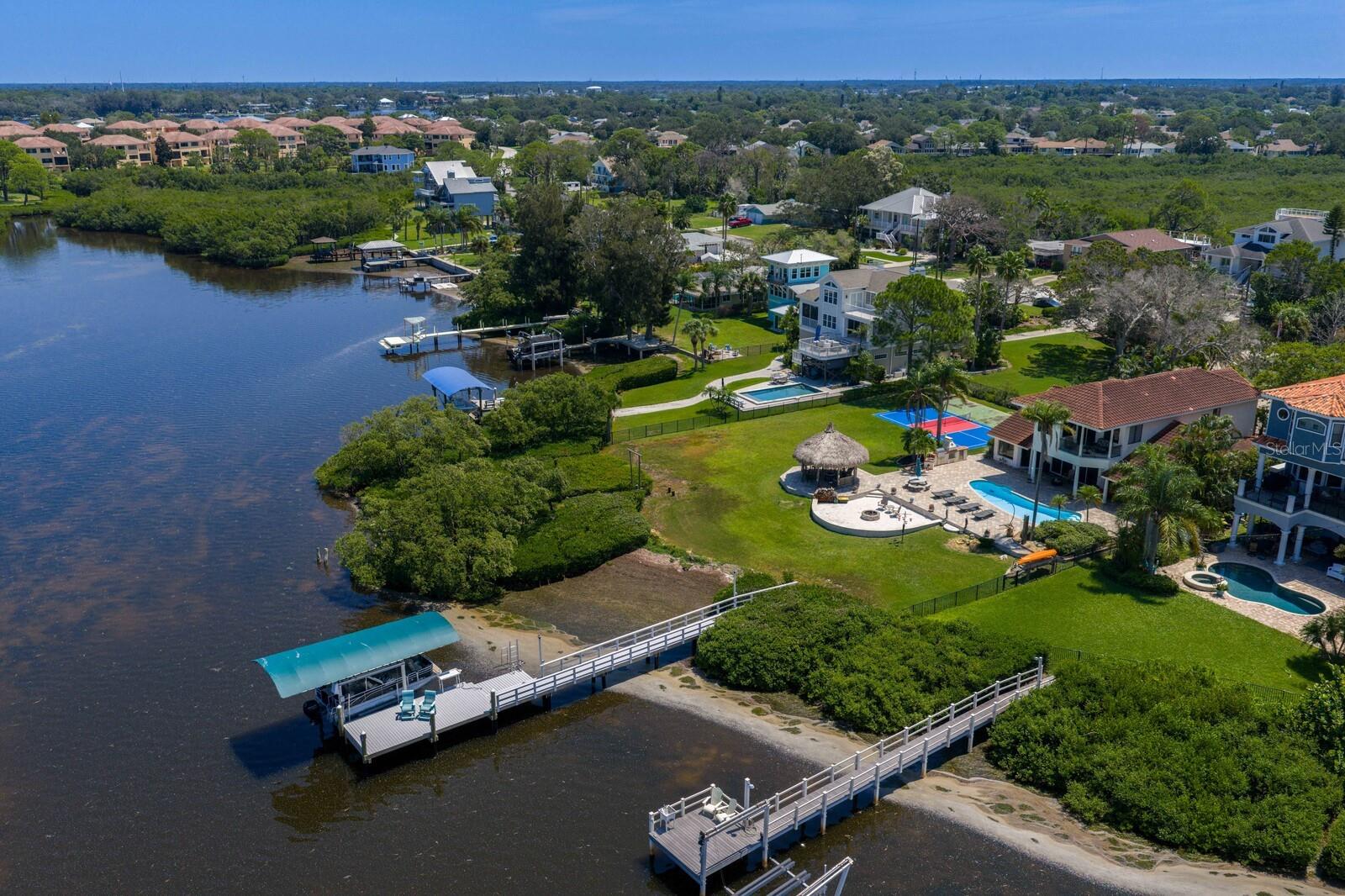 1632 Sea Breeze Dr Property Photo 94