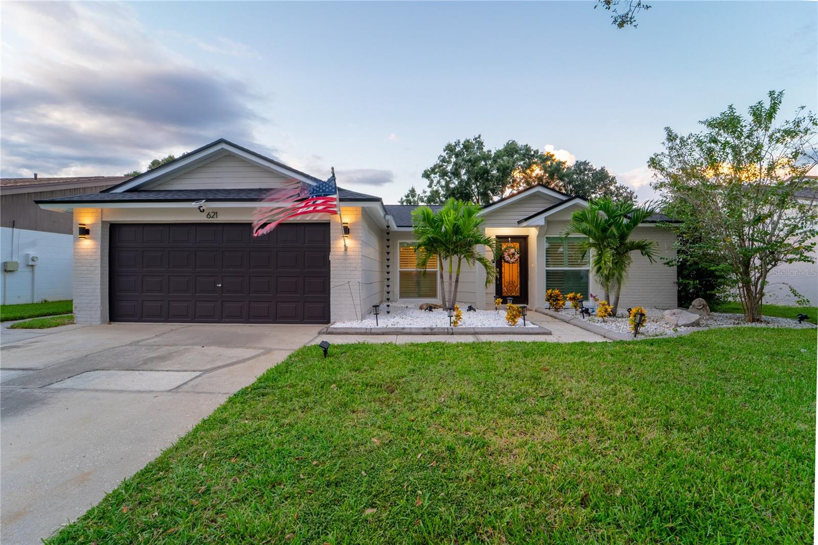 621 Stillview Cir Property Photo 2