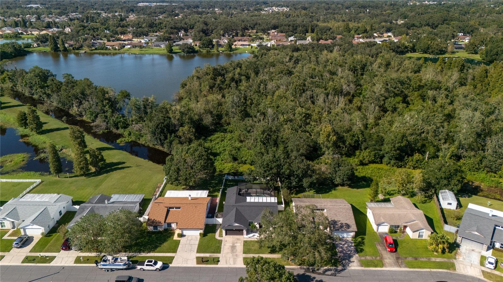 621 Stillview Cir Property Photo 12