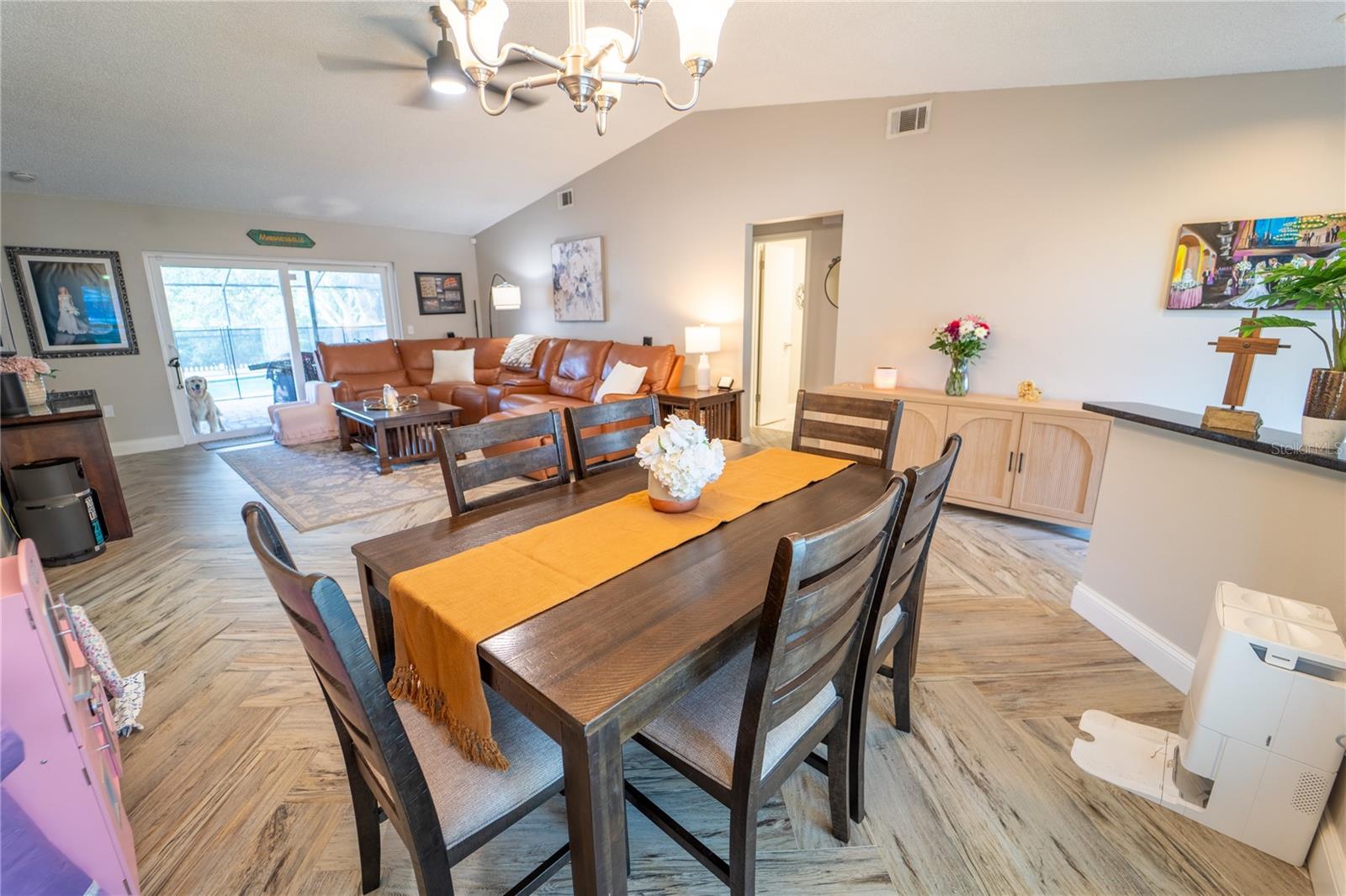 621 Stillview Cir Property Photo 15