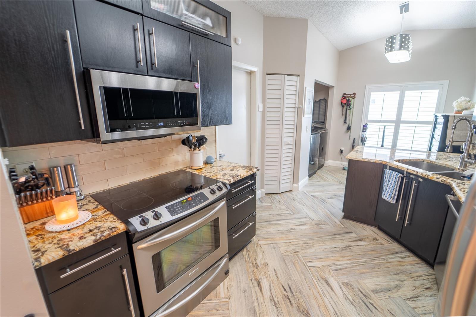 621 Stillview Cir Property Photo 20