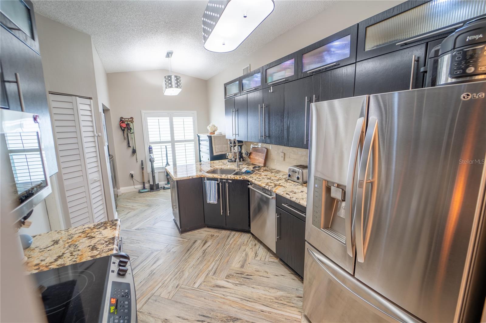 621 Stillview Cir Property Photo 21