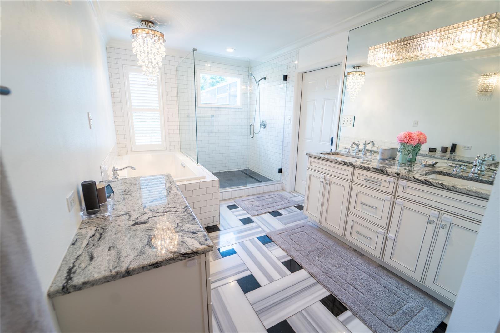 621 Stillview Cir Property Photo 28