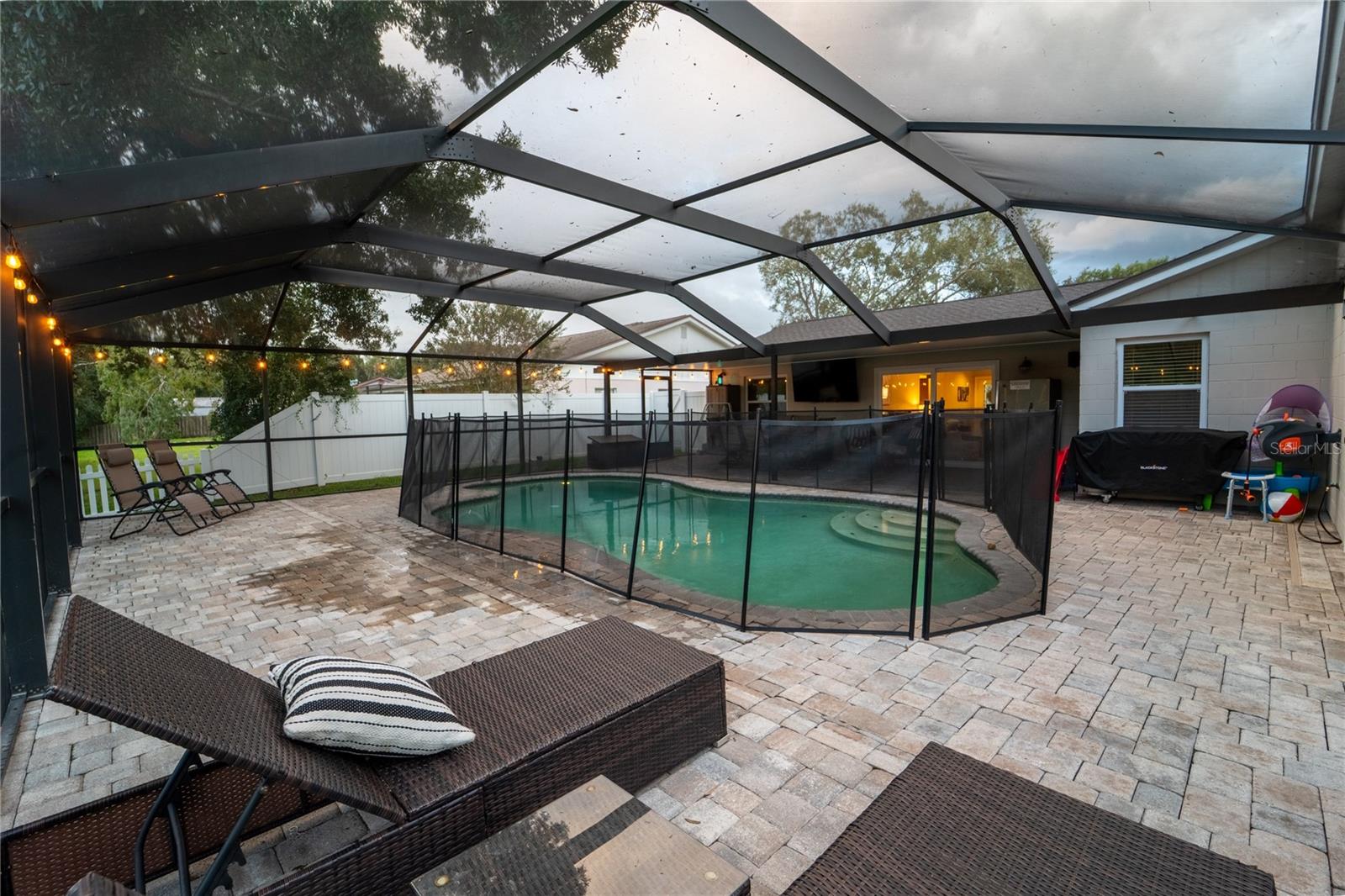 621 Stillview Cir Property Photo 44