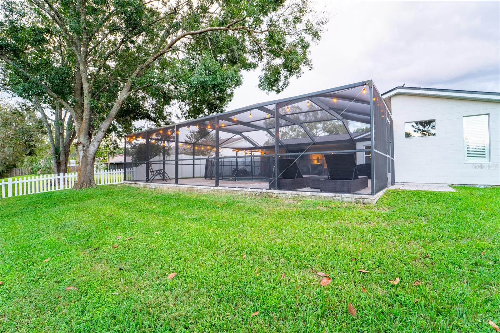 621 Stillview Cir Property Photo 53