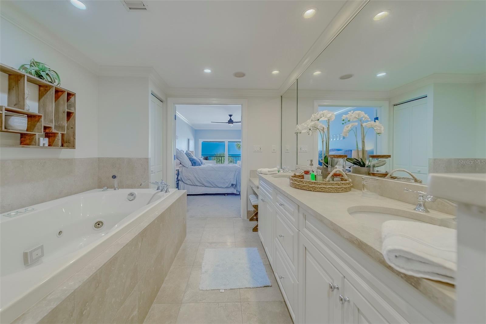 2250 Gulf Blvd #b2 Property Photo 43