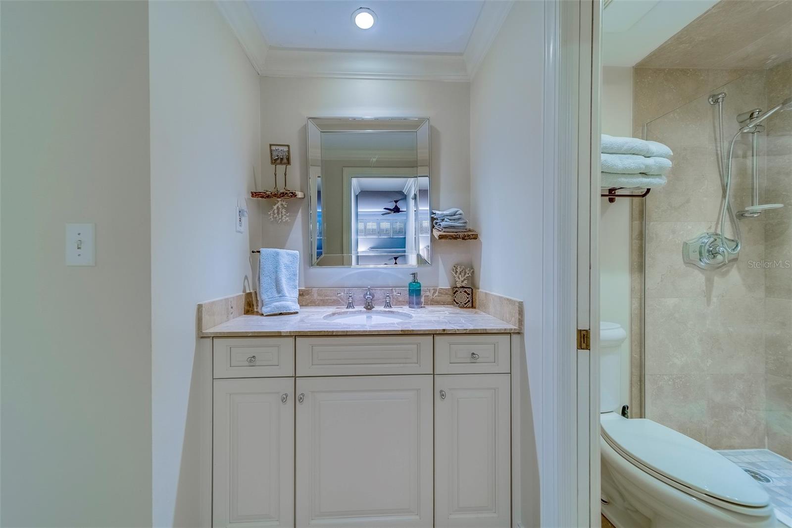 2250 Gulf Blvd #b2 Property Photo 49