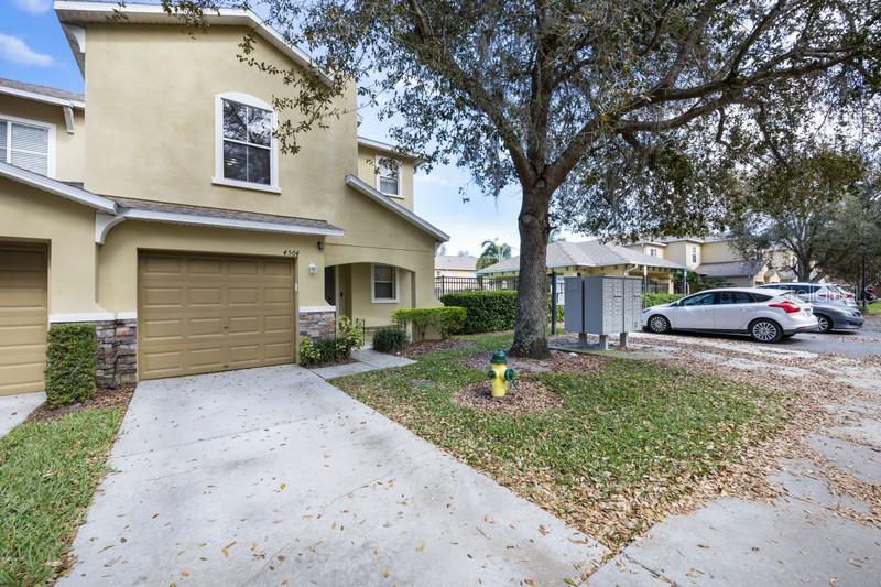 4564 Limerick Dr Property Photo 3