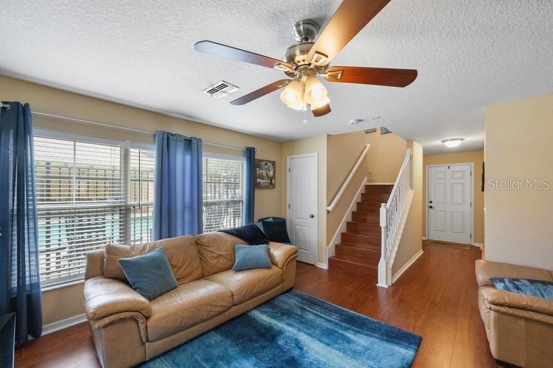 4564 Limerick Dr Property Photo 4