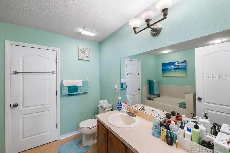 4564 Limerick Dr Property Photo 22