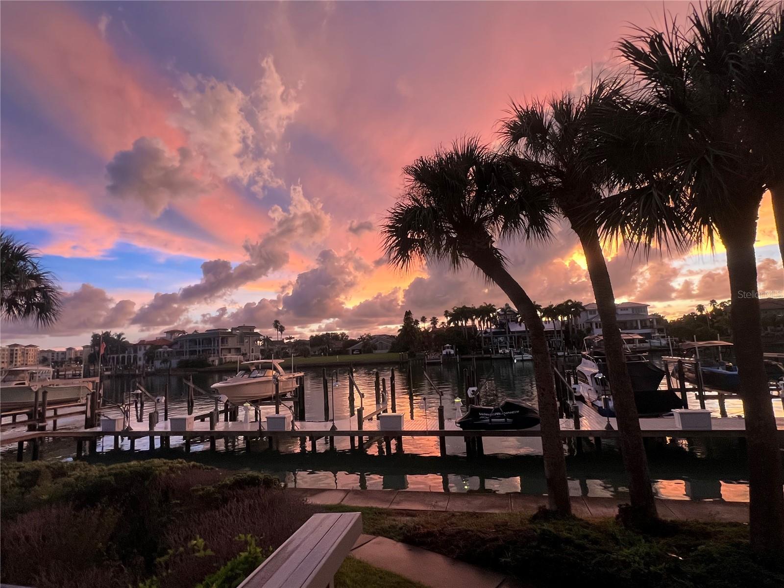 910 Pinellas Bayway S #103 Property Photo 3