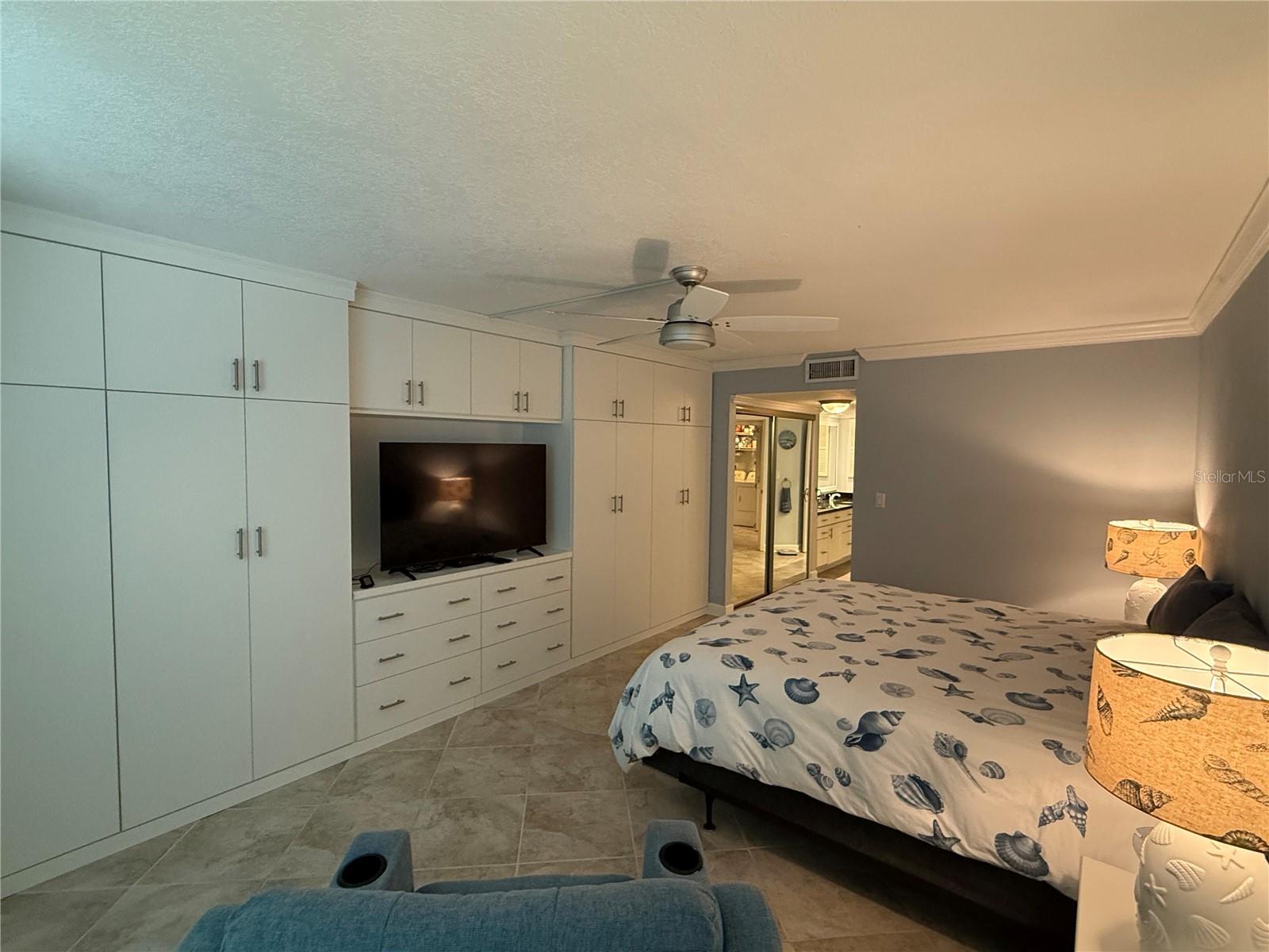 910 Pinellas Bayway S #103 Property Photo 20