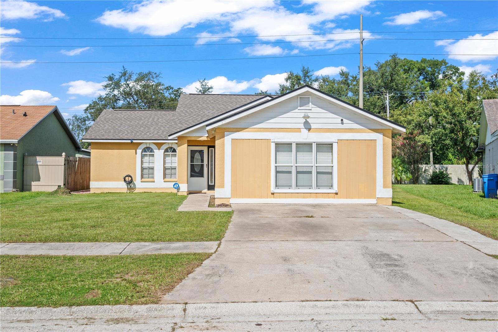 2108 Ridgemore Dr Property Photo 1