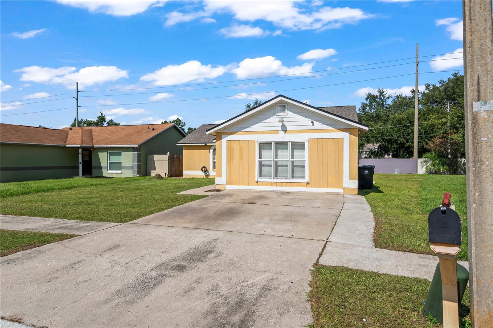 2108 Ridgemore Dr Property Photo 3
