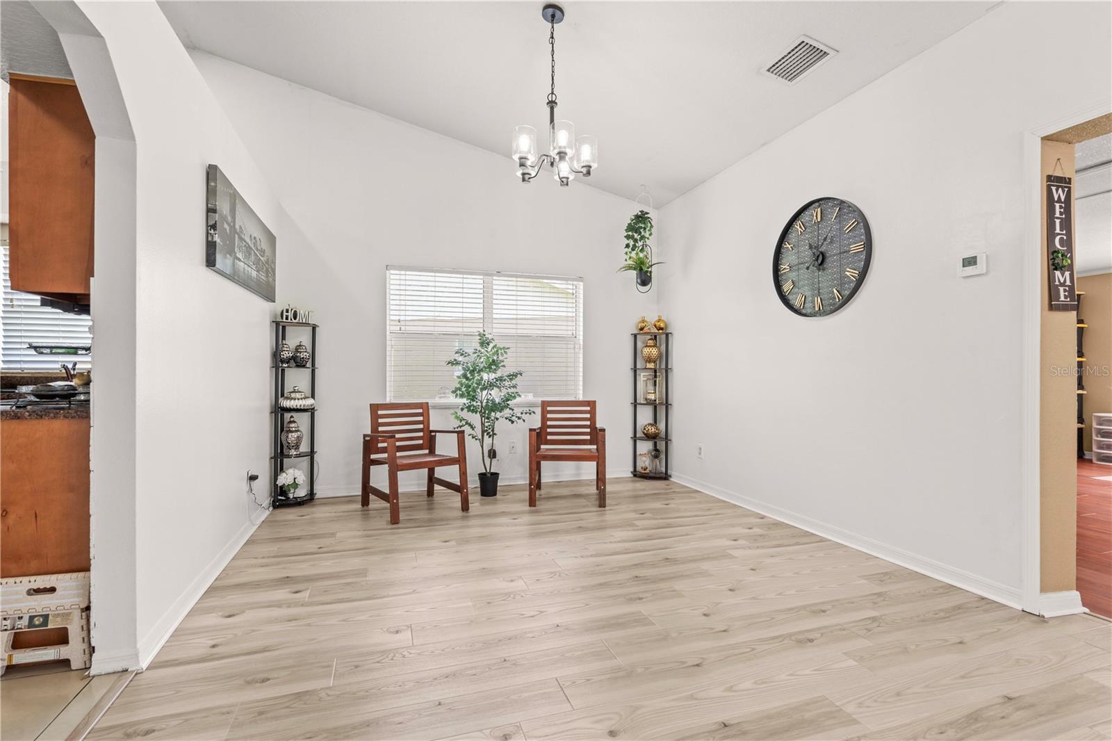 2108 Ridgemore Dr Property Photo 10