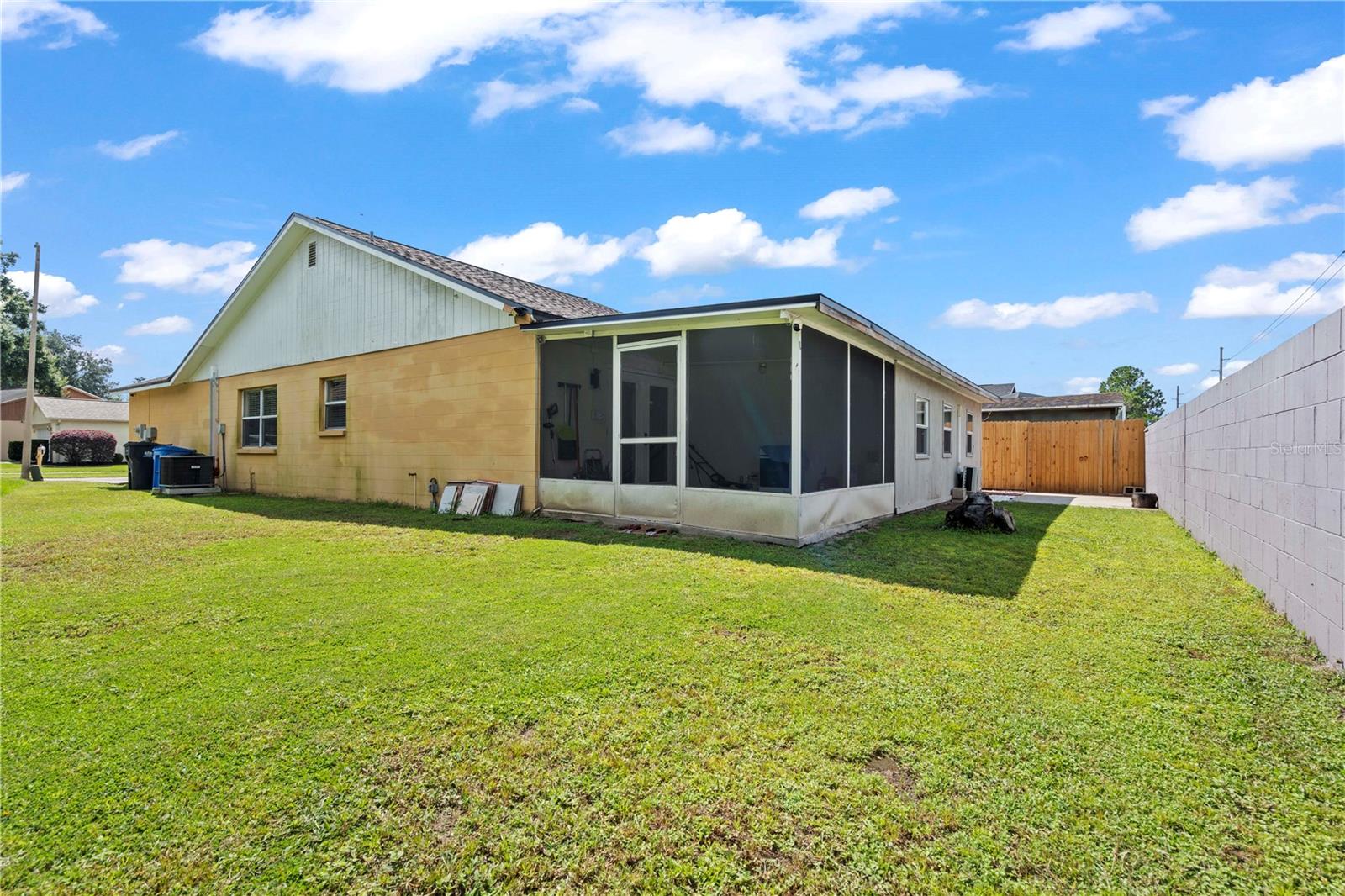2108 Ridgemore Dr Property Photo 22