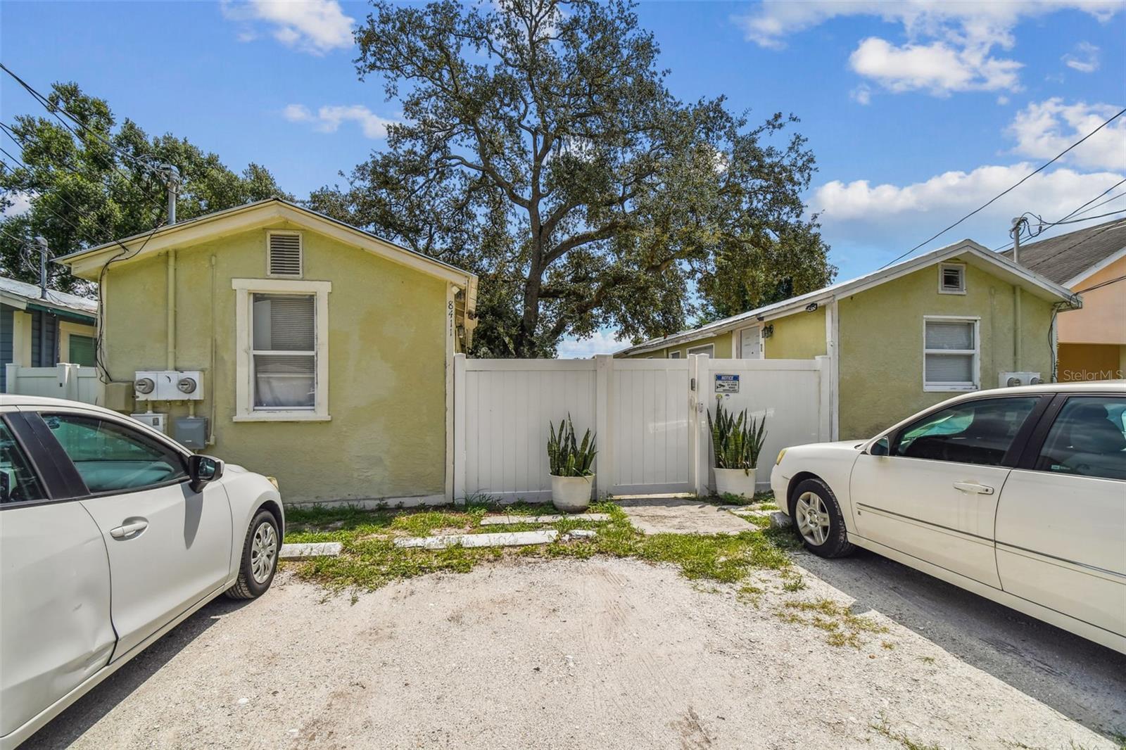 8413 N Hamner Ave Property Photo 8