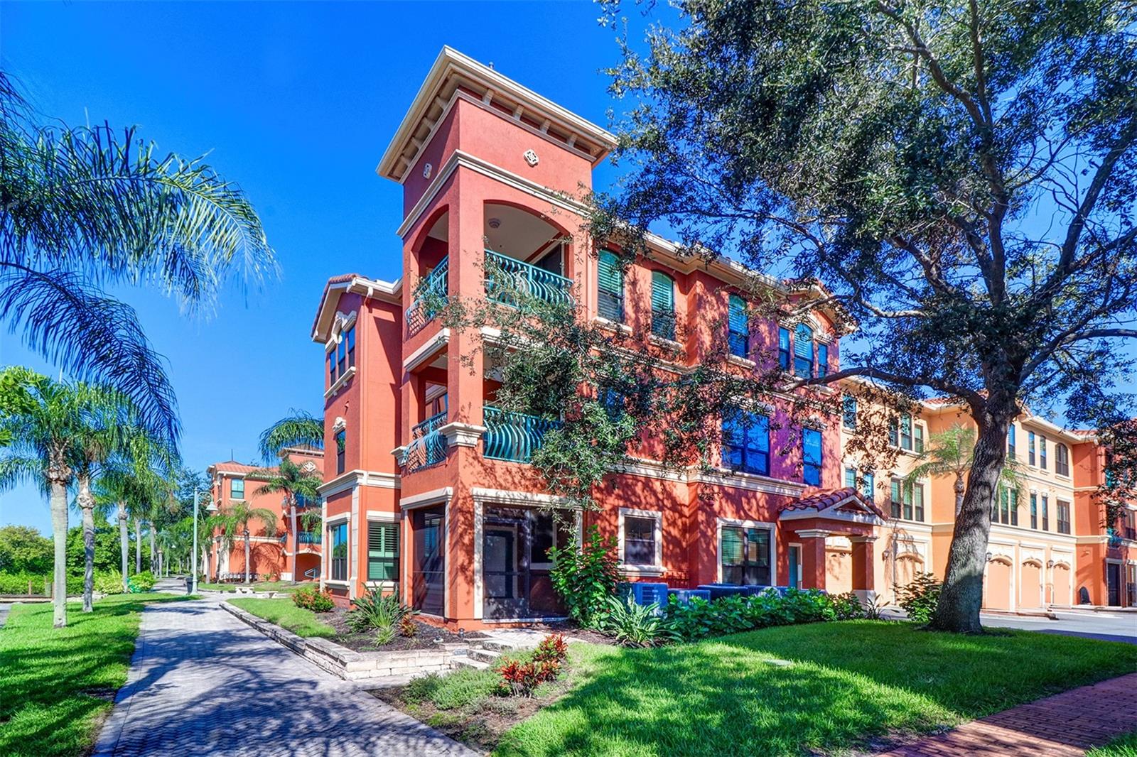 2757 Via Cipriani #1114a Property Photo 3