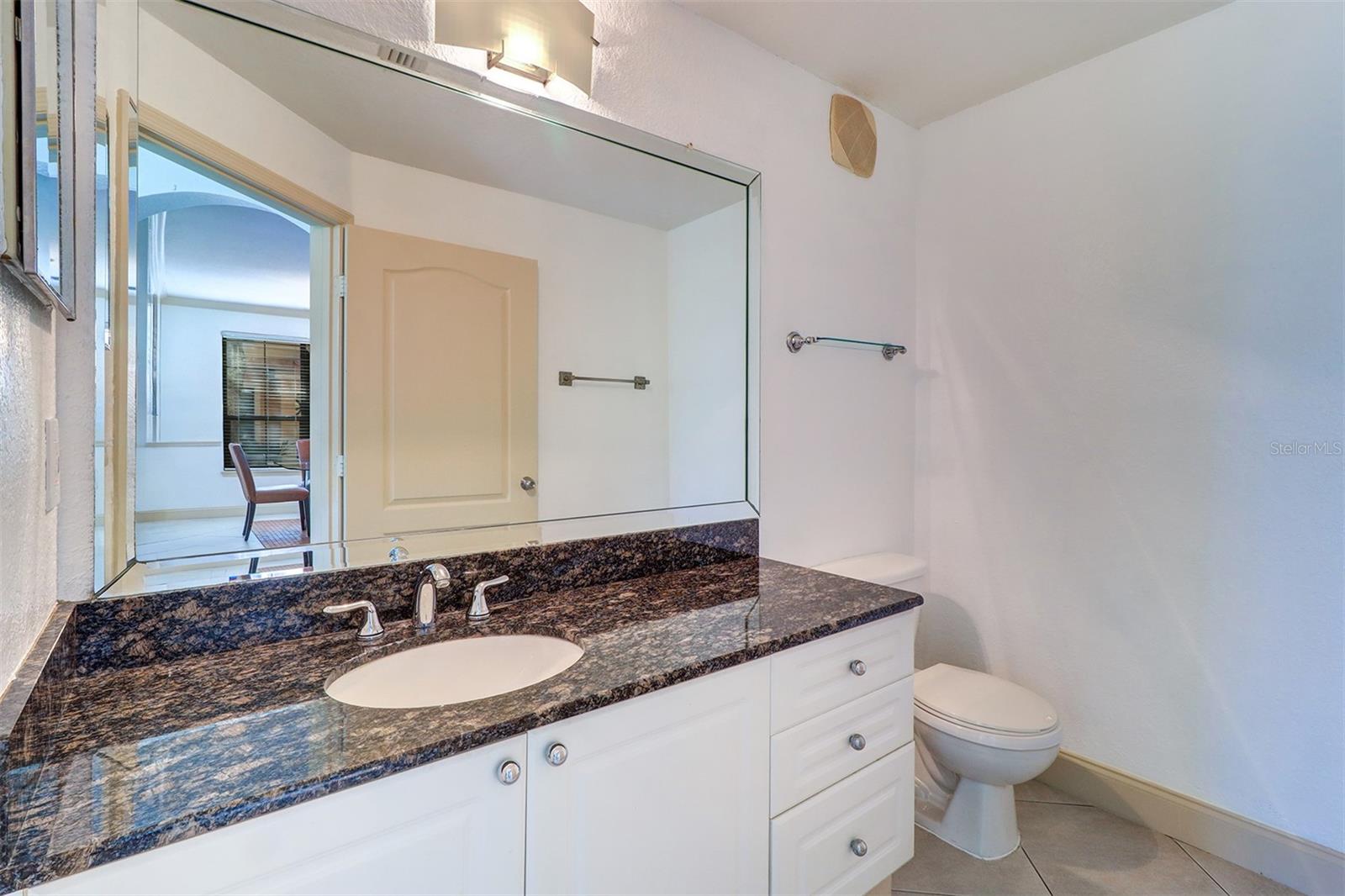 2757 Via Cipriani #1114a Property Photo 11