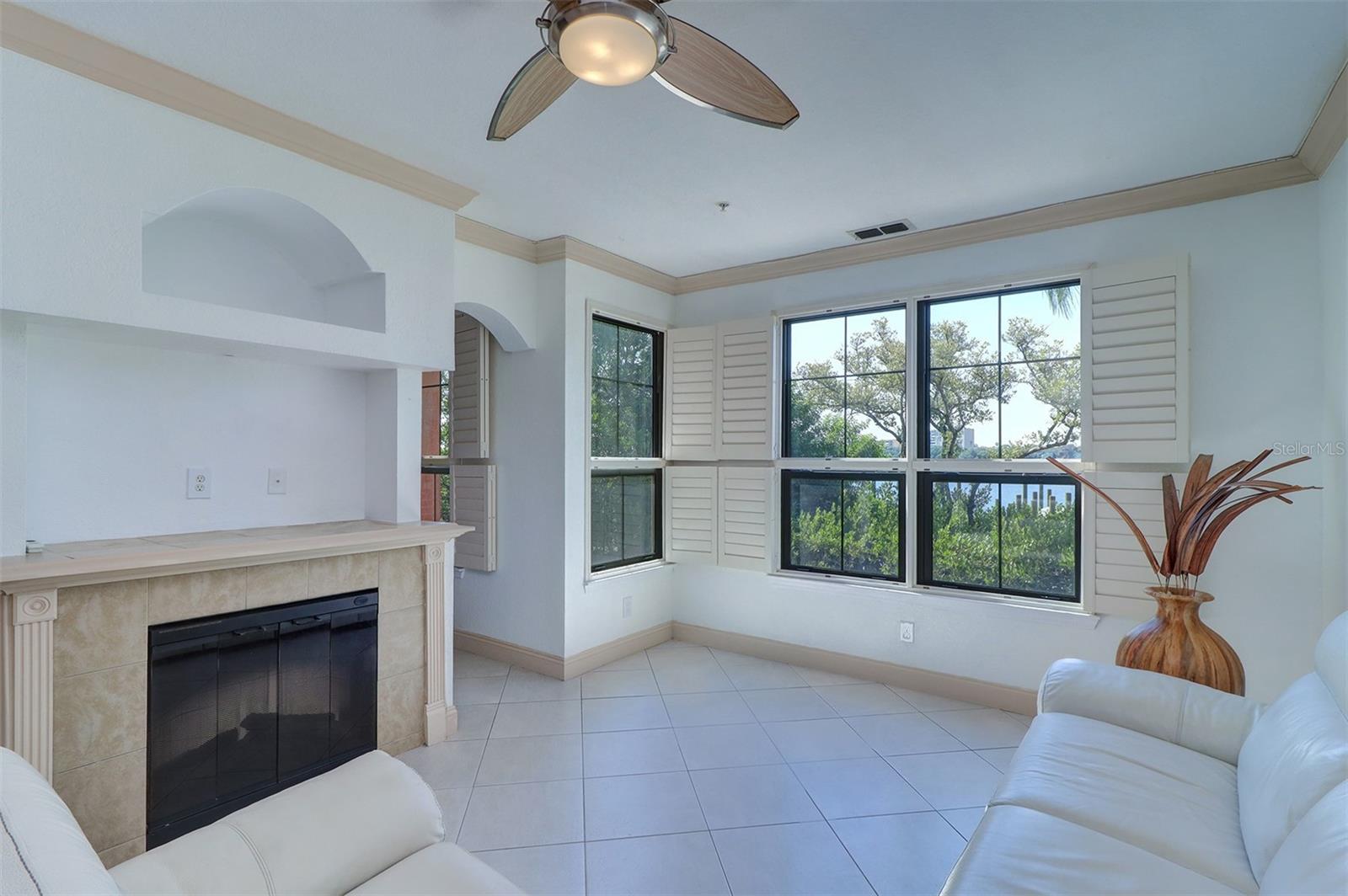 2757 Via Cipriani #1114a Property Photo 13