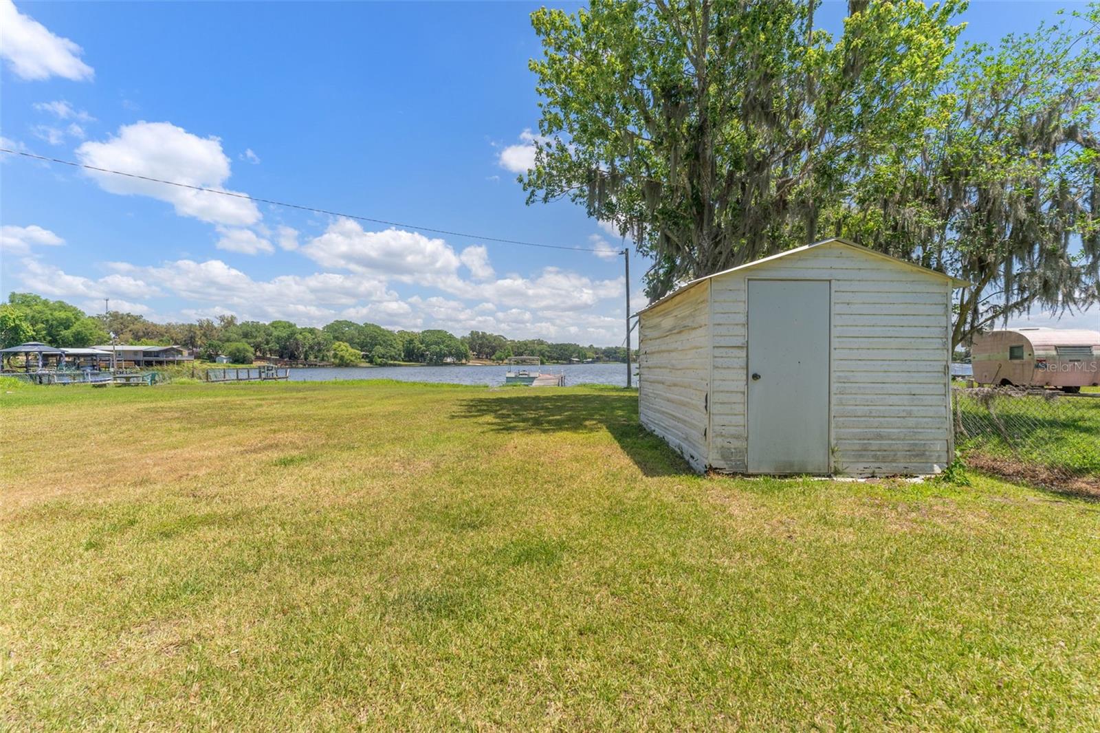 7558 Berkley Rd Property Photo 2