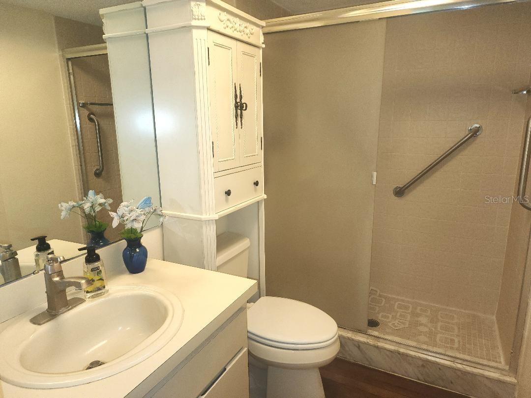 603 Baldwin Ave #b Property Photo 13