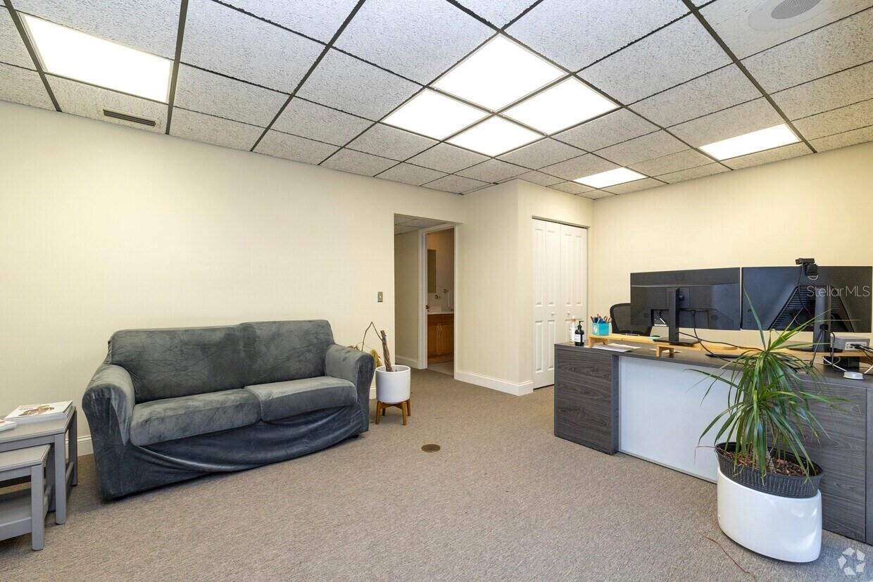 1207 N Himes Ave #2 Property Photo 10