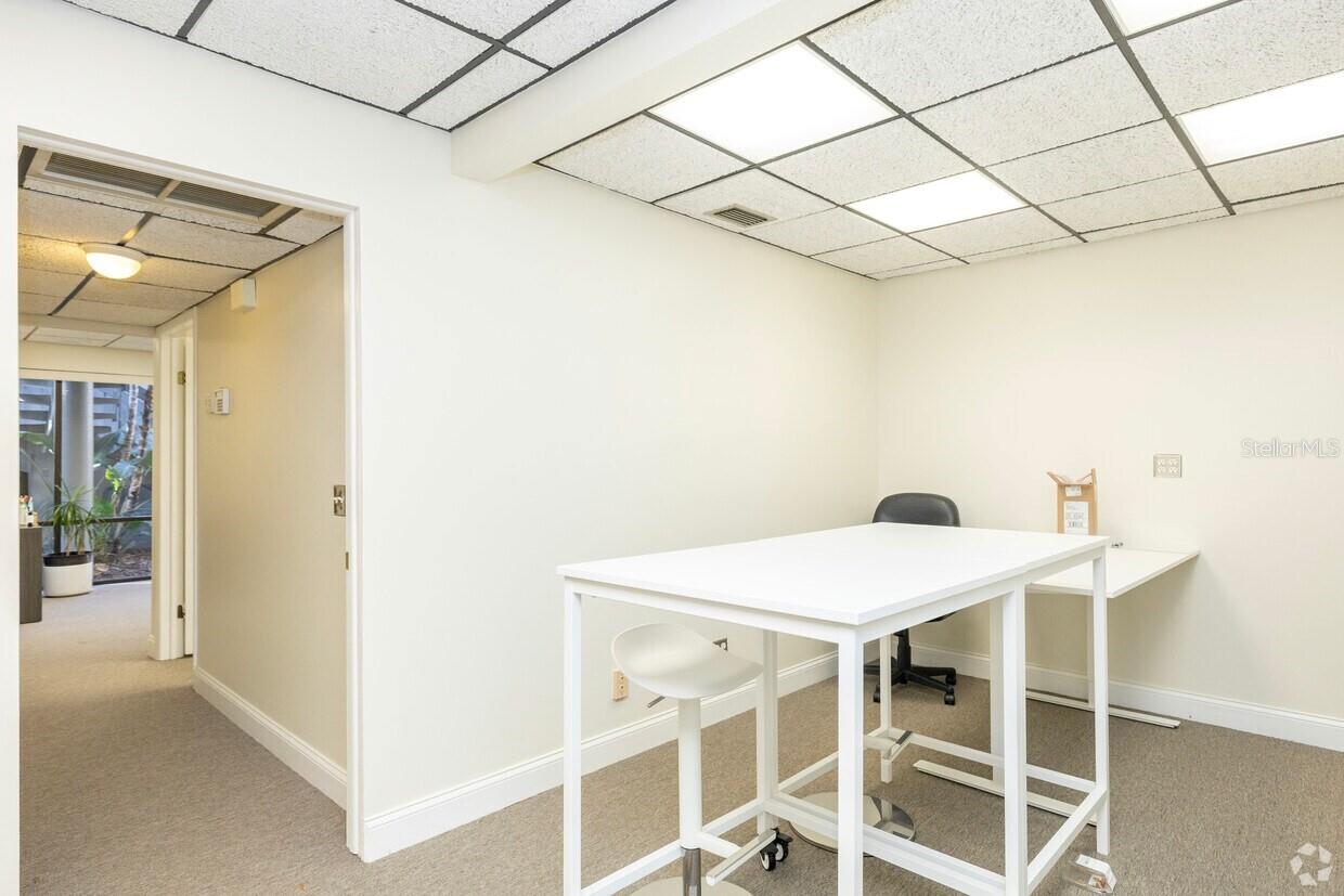 1207 N Himes Ave #2 Property Photo 15