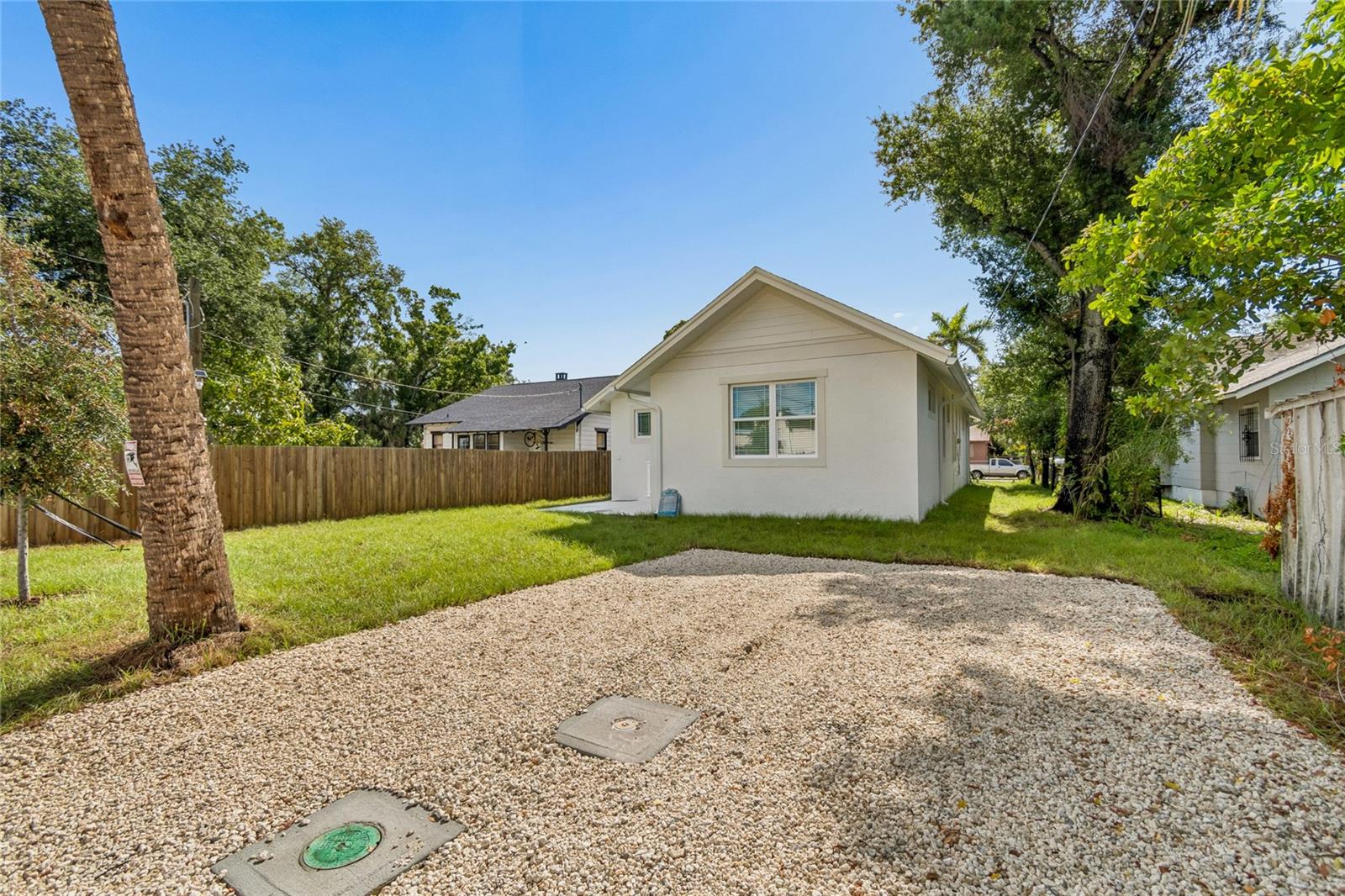 2301 Highland St S Property Photo 33