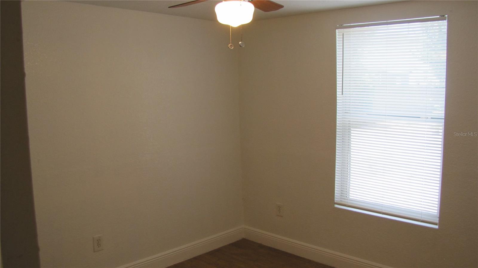 109 E Gladys St #d Property Photo 7