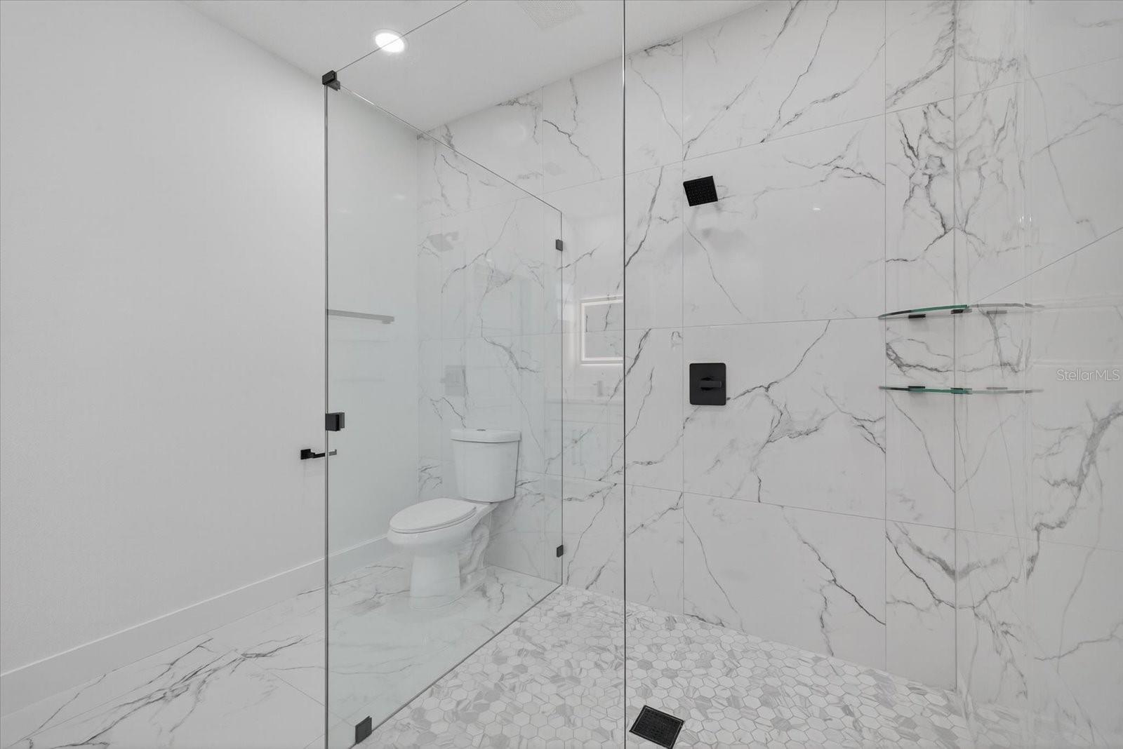 2719 W Saint John St Property Photo 36