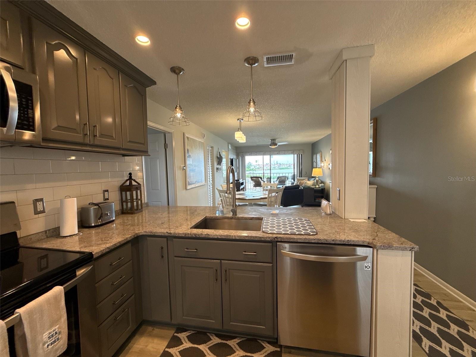 6158 Palma Del Mar Blvd S #205 Property Photo 6