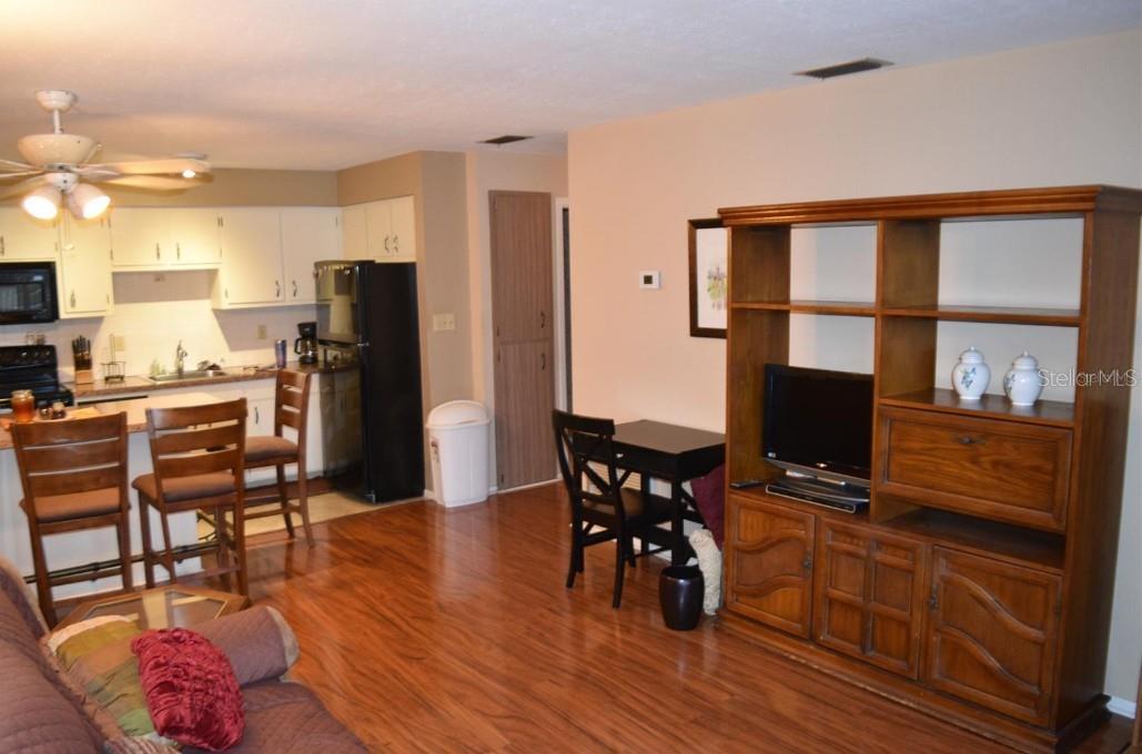 4365 Tahitian Gardens Cir #c Property Photo 9