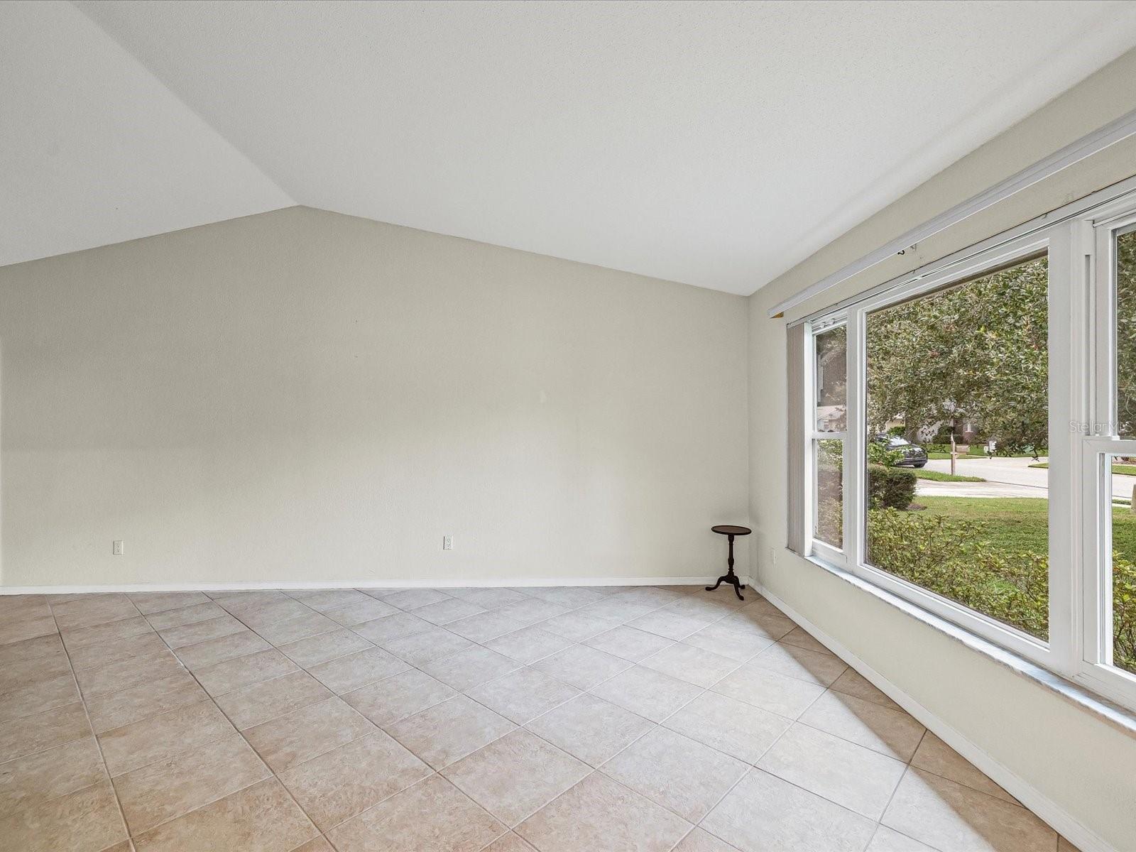 12595 93rd Way Property Photo 6
