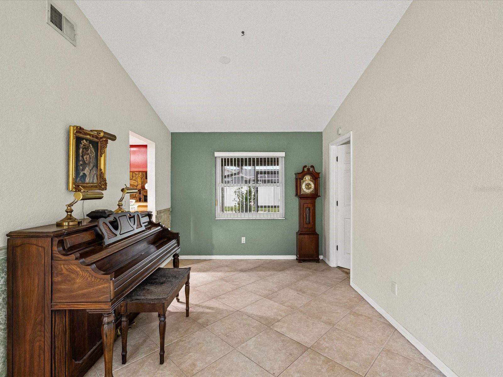 12595 93rd Way Property Photo 14