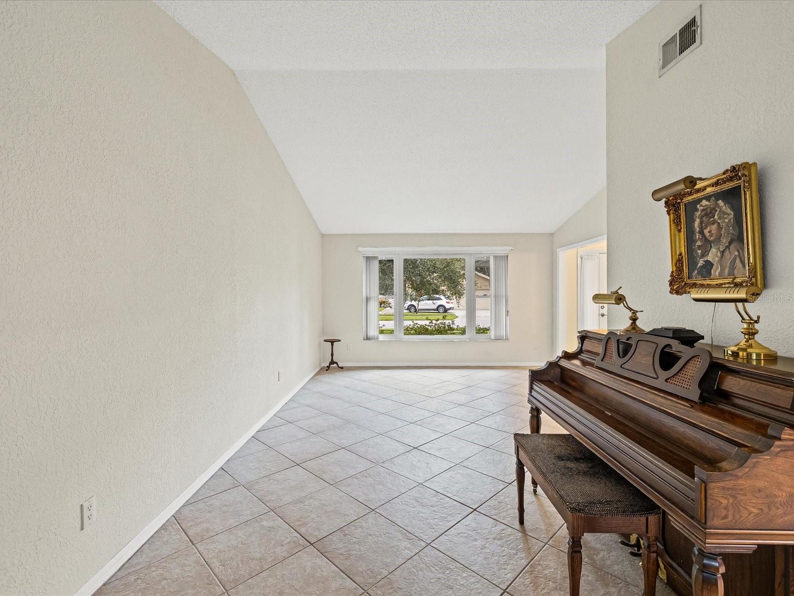 12595 93rd Way Property Photo 15