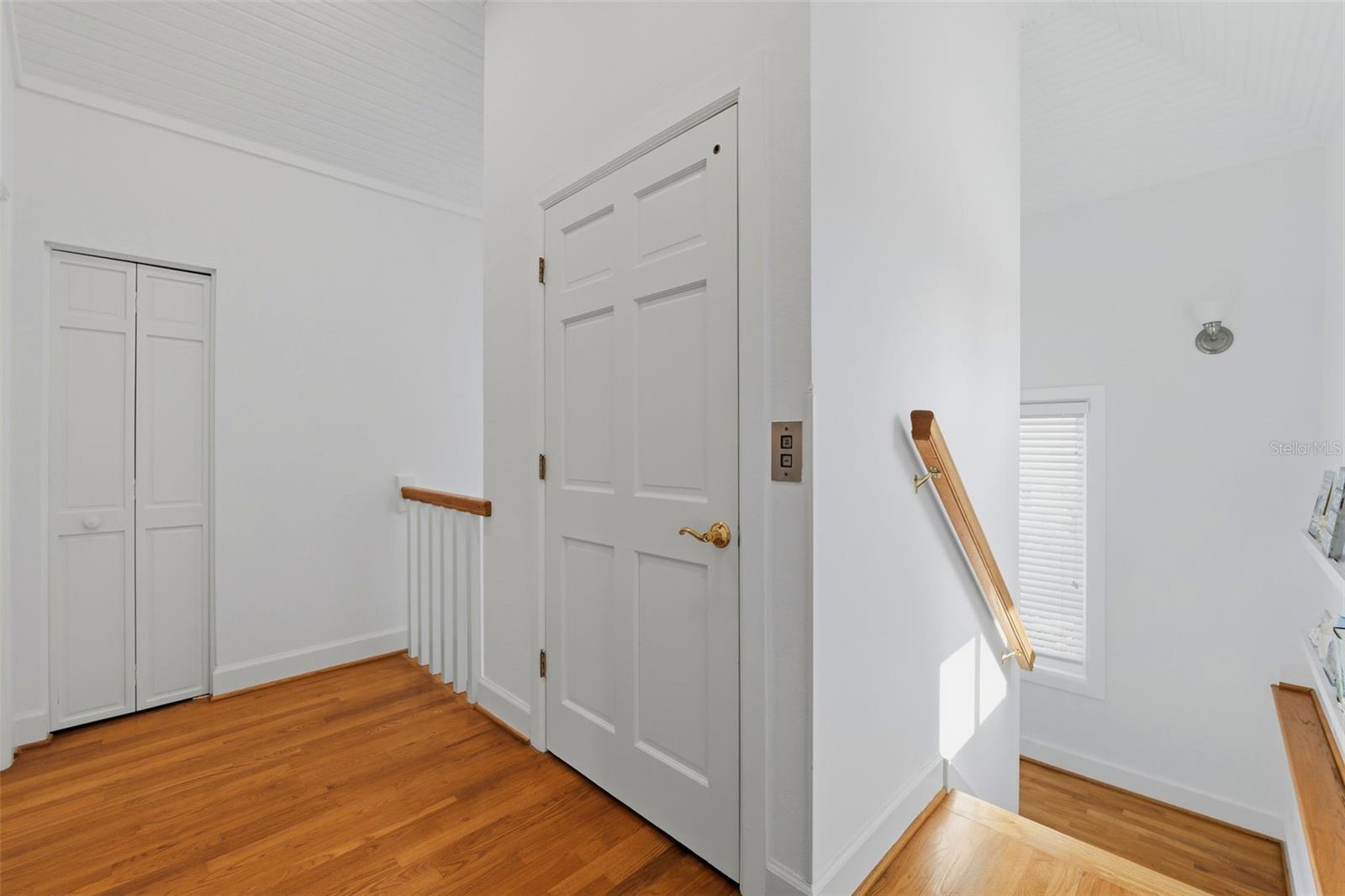 106 2nd Ave Property Photo 46