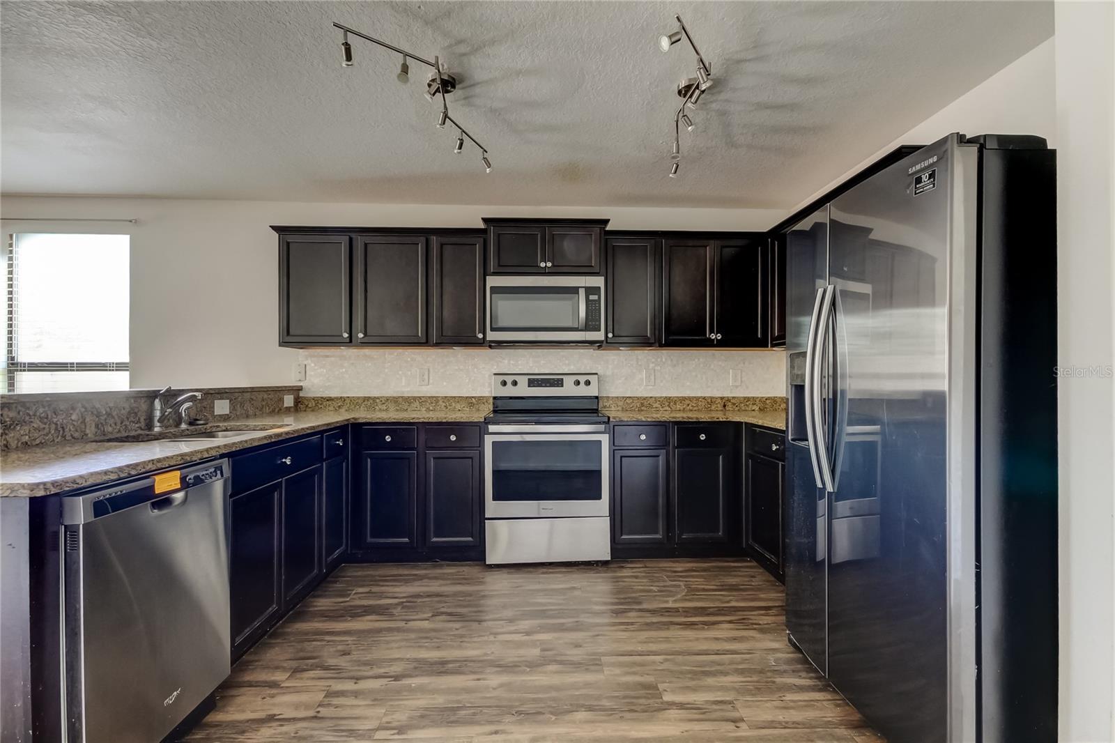 1739 Chatham Green Cir Property Photo 10