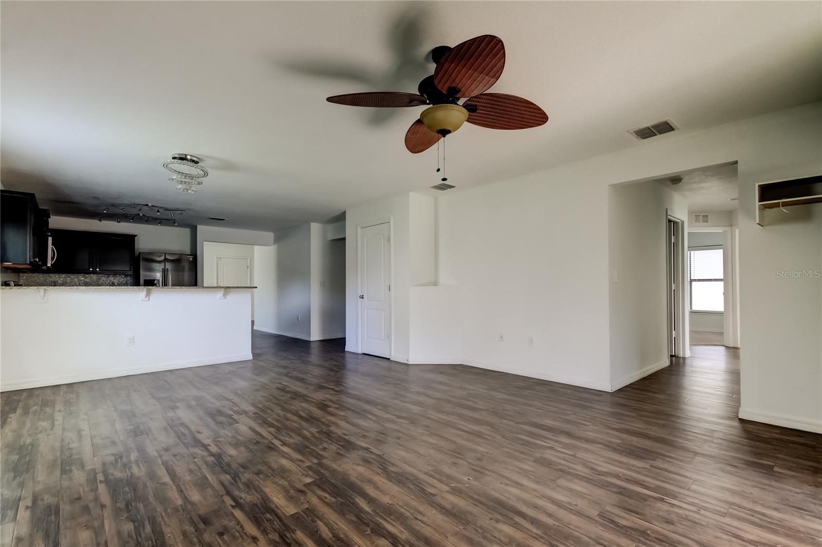 1739 Chatham Green Cir Property Photo 17